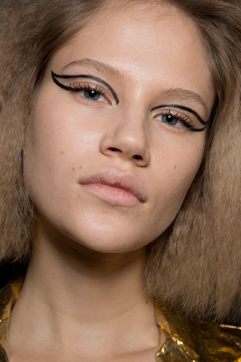 Moon Young Hee F/W 2019 Moon Young Hee F/W 2019